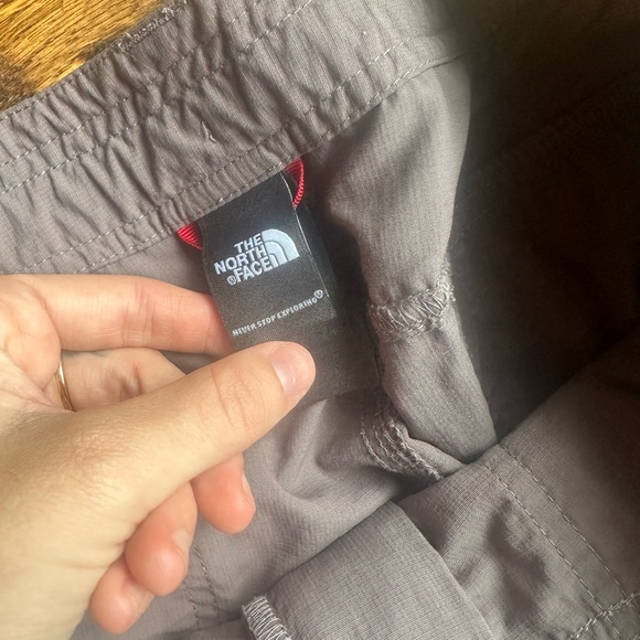 North Face purple hiking pants. - Picture 4 of 5